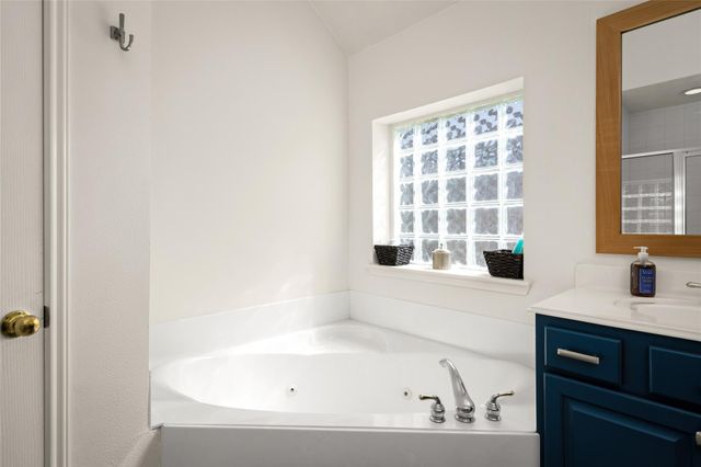 4505 Spring Iris Court, League City, TX 77573