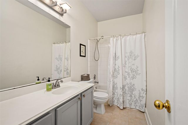 4505 Spring Iris Court, League City, TX 77573