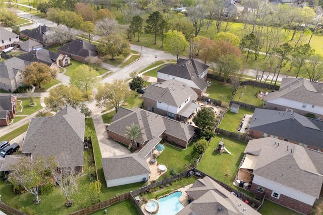 4505 Spring Iris Court, League City, TX 77573