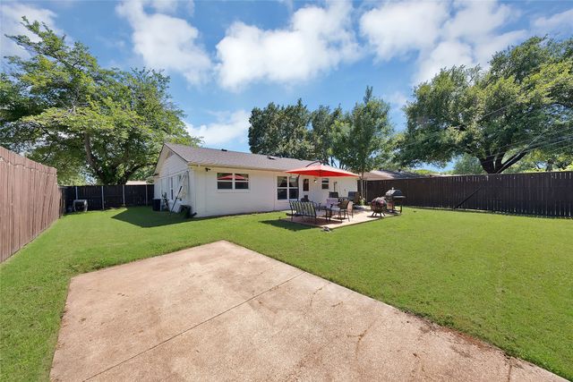 533 Fairview Drive, Richardson, TX 75081