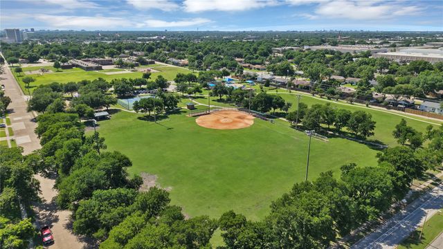 533 Fairview Drive, Richardson, TX 75081