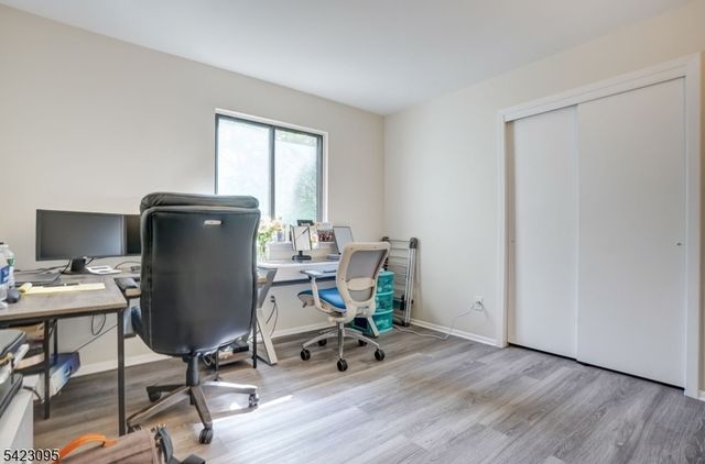 165 Essex Ave, Metuchen Boro, NJ 08840