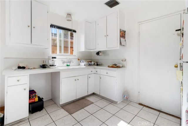 22650 Burton Street, West Hills, CA 91304