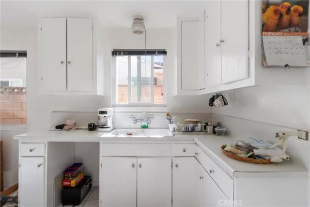 22650 Burton Street, West Hills, CA 91304