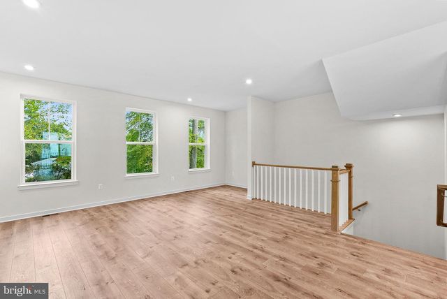 17960 ALICIA AVE, Dumfries, VA 22026