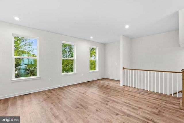 17960 ALICIA AVE, Dumfries, VA 22026