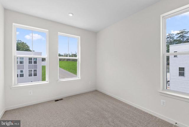 17960 ALICIA AVE, Dumfries, VA 22026