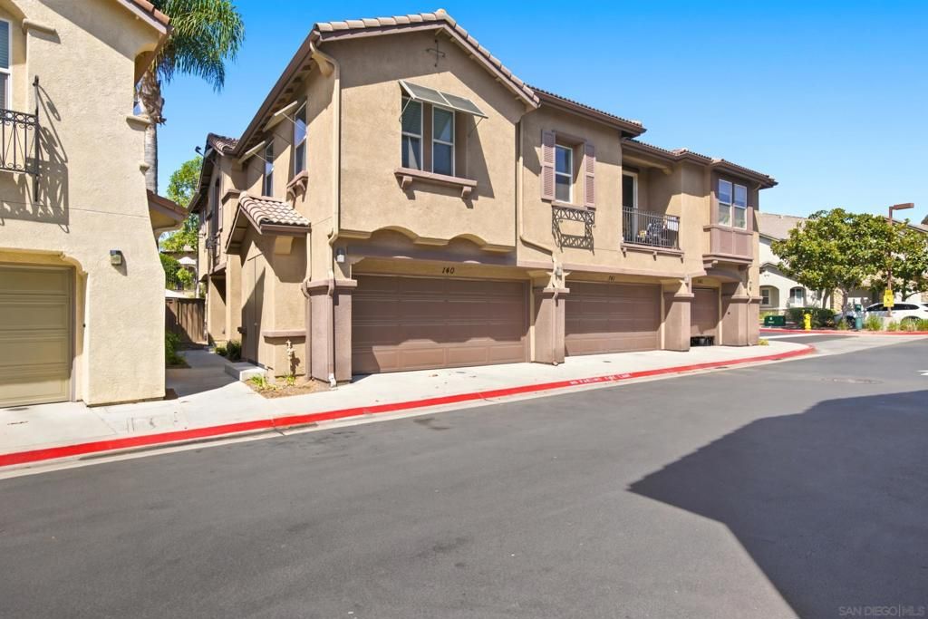 425 S Meadowbrook Dr 140, San Diego, CA 92114 — photo 2