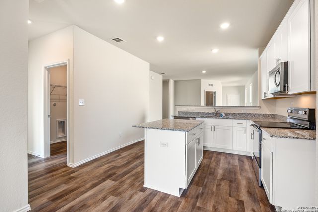 826 Steeplebush, New Braunfels, TX 78130