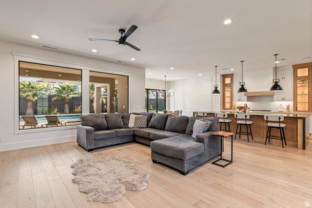 672 E ARINA WAY, Washington, UT 84780