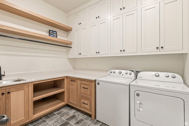 672 E ARINA WAY, Washington, UT 84780