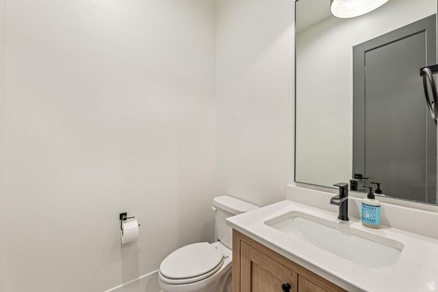 672 E ARINA WAY, Washington, UT 84780
