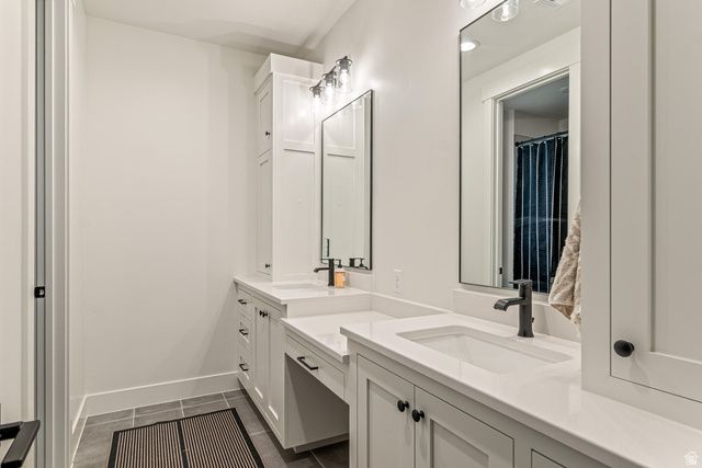 672 E ARINA WAY, Washington, UT 84780