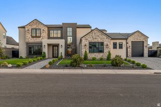 672 E ARINA WAY, Washington, UT 84780