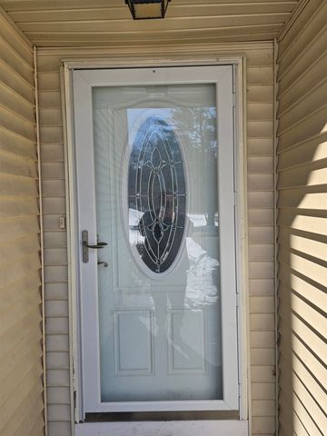 3 R Bonnie Lane, Derry, NH 03038