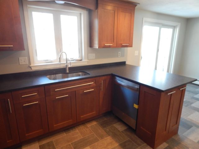 3 R Bonnie Lane, Derry, NH 03038