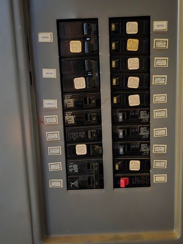 3 R Bonnie Lane, Derry, NH 03038