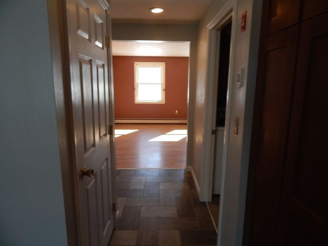 3 R Bonnie Lane, Derry, NH 03038