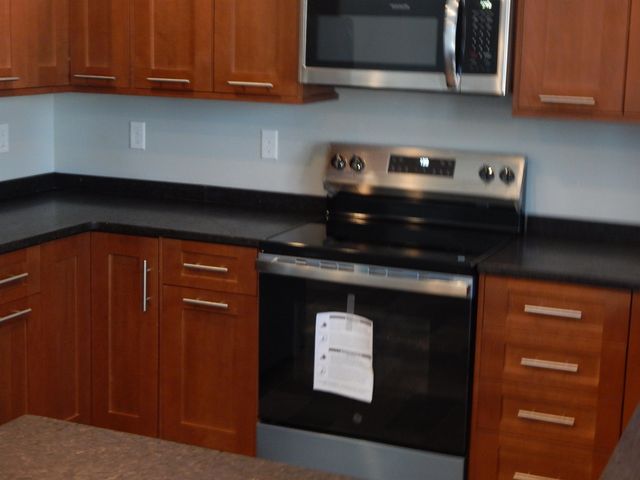 3 R Bonnie Lane, Derry, NH 03038