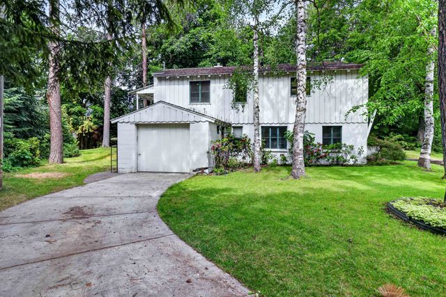 740 E Plateau Rd, Spokane, WA 99203