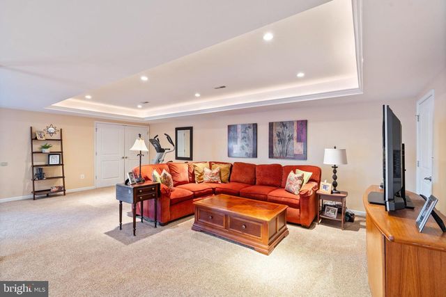 2104 HIGHLAND RIDGE DR, Phoenix, MD 21131