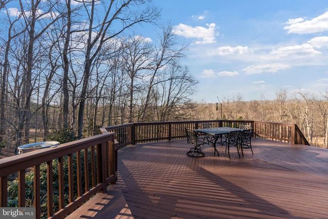 2104 HIGHLAND RIDGE DR, Phoenix, MD 21131