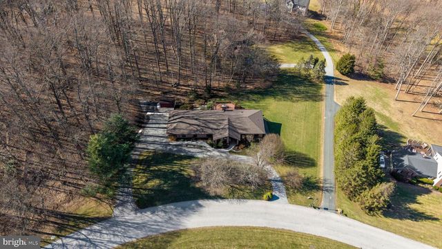 2104 HIGHLAND RIDGE DR, Phoenix, MD 21131