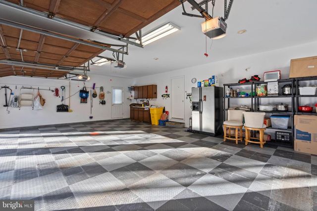 2104 HIGHLAND RIDGE DR, Phoenix, MD 21131