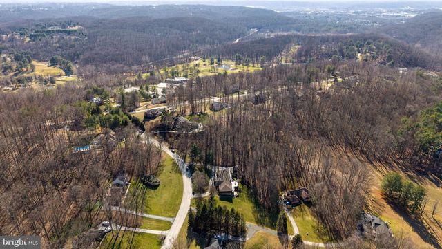 2104 HIGHLAND RIDGE DR, Phoenix, MD 21131