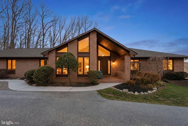 2104 HIGHLAND RIDGE DR, Phoenix, MD 21131