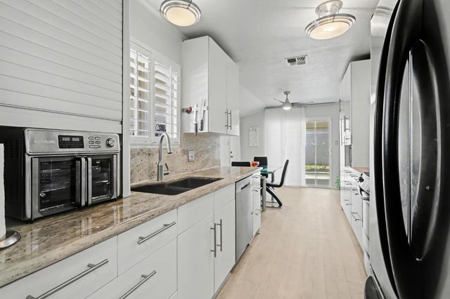 10500 Spaulding Way, Rancho Cordova, CA 95670