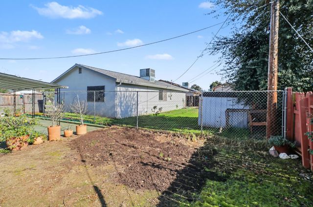 10500 Spaulding Way, Rancho Cordova, CA 95670