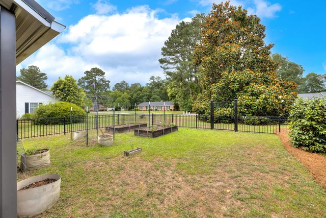 1607 Heritage Drive, Manning, SC 29102