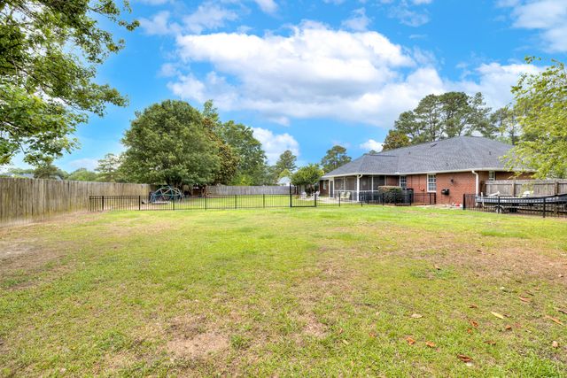 1607 Heritage Drive, Manning, SC 29102