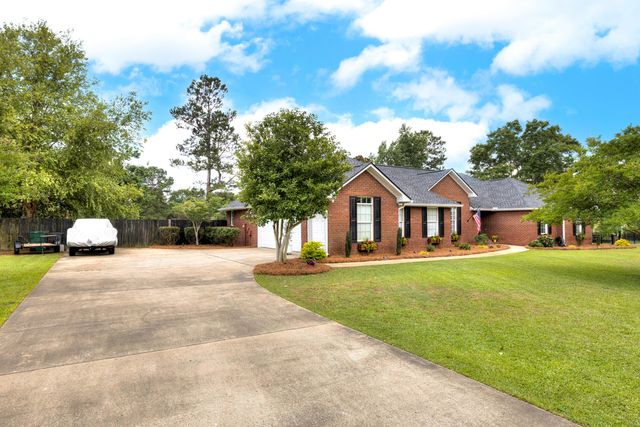 1607 Heritage Drive, Manning, SC 29102