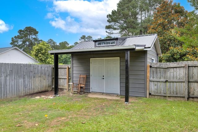 1607 Heritage Drive, Manning, SC 29102