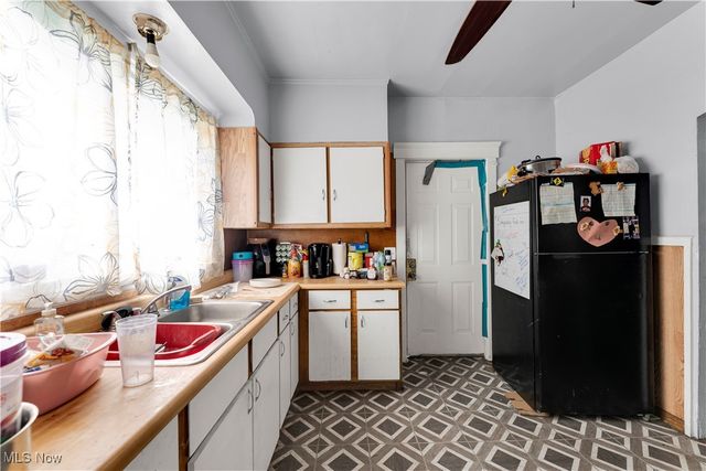 7407 Camden Avenue, Cleveland, OH 44102