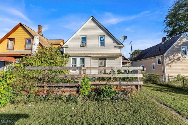 7407 Camden Avenue, Cleveland, OH 44102