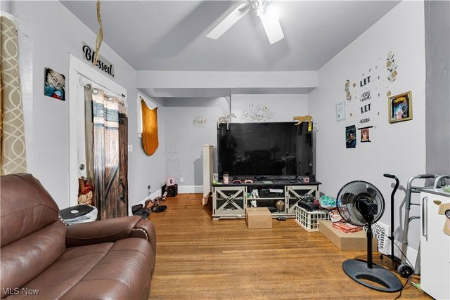 7407 Camden Avenue, Cleveland, OH 44102