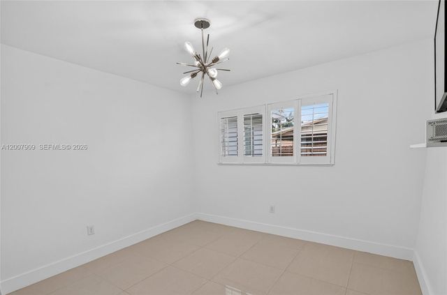 4865 SW 94th Ave, Miami, FL 33165