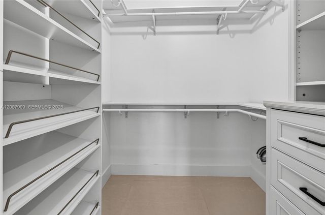 4865 SW 94th Ave, Miami, FL 33165