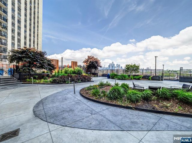 100 Manhattan Avenue 1517, Union City, NJ 07087