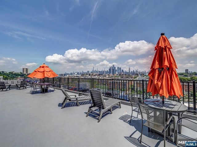 100 Manhattan Avenue 1517, Union City, NJ 07087