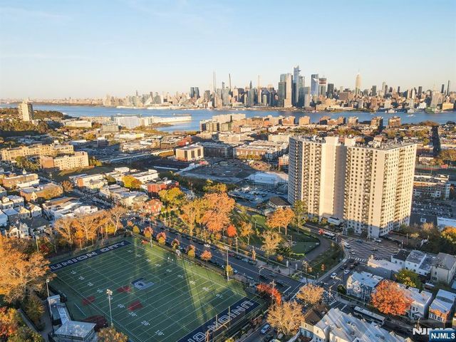 100 Manhattan Avenue 1517, Union City, NJ 07087