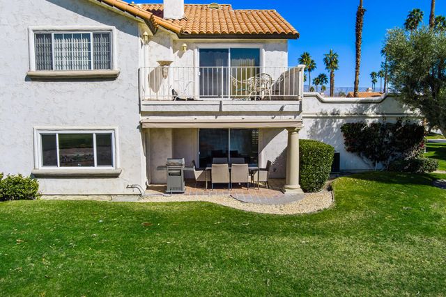 139 Villa Court, Palm Desert, CA 92211