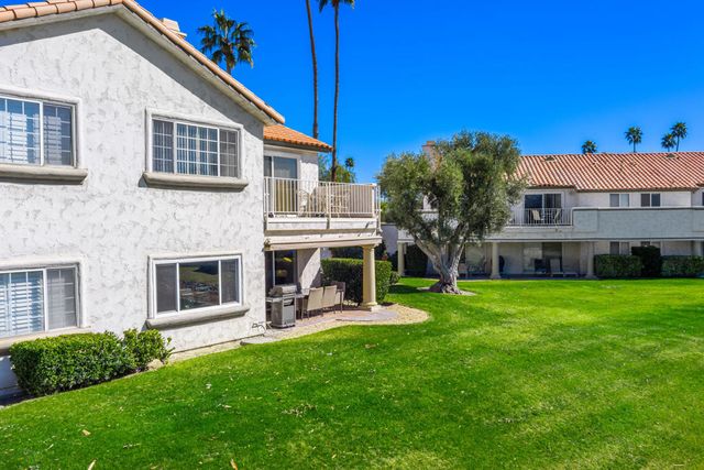 139 Villa Court, Palm Desert, CA 92211