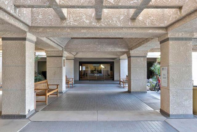 139 Villa Court, Palm Desert, CA 92211