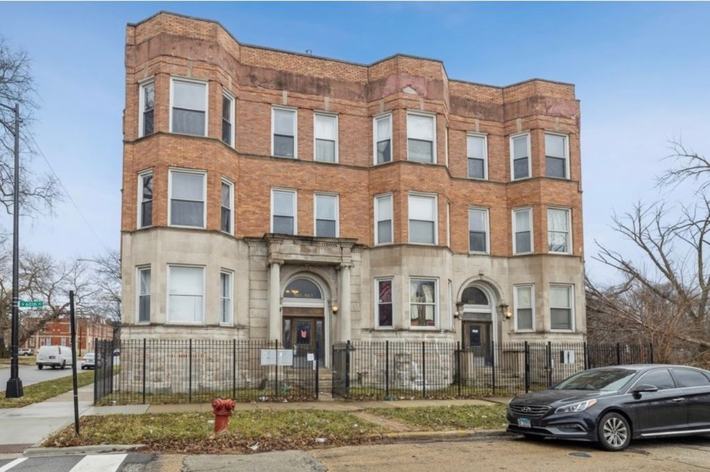 501 W 60th Place 3, Chicago, IL 60621