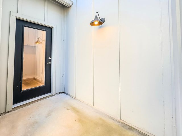 2400 Bruin DR 27, Spicewood, TX 78669