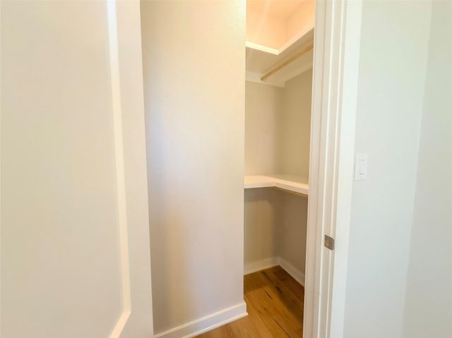 2400 Bruin DR 27, Spicewood, TX 78669